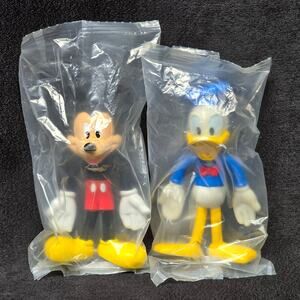 Mickey Mouse & Donald Duck Sealed Bendable Figures Walt Disney World Resorts